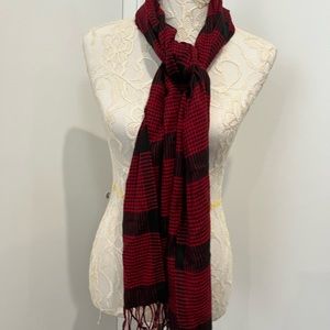 Pashmina Red‎ Cashmere & Silk Blend Houndstooth Scarf